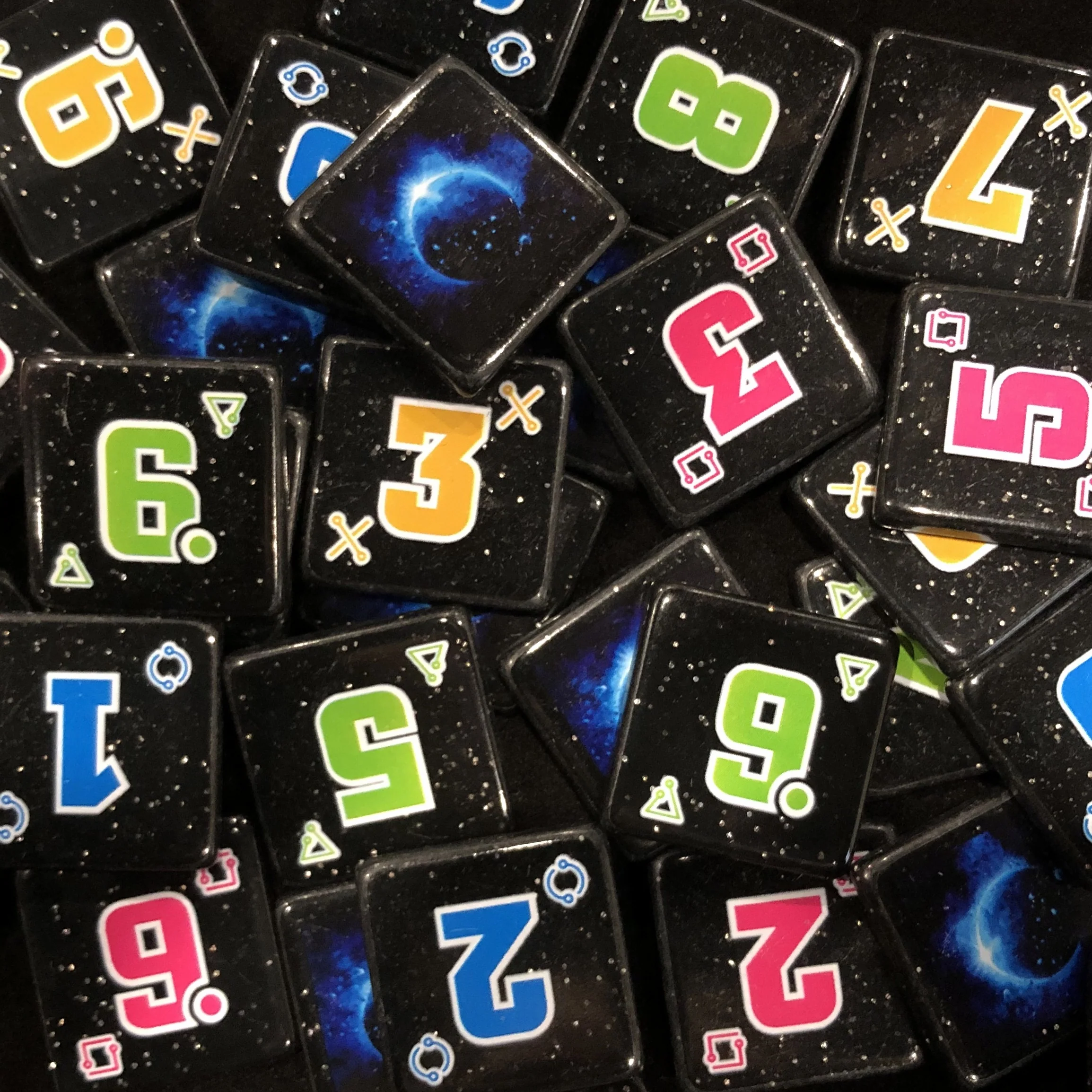 GeekUp Bit Set: Crew, Quest for Planet Nine, The - Mini Deck and Drawbag - Image 3