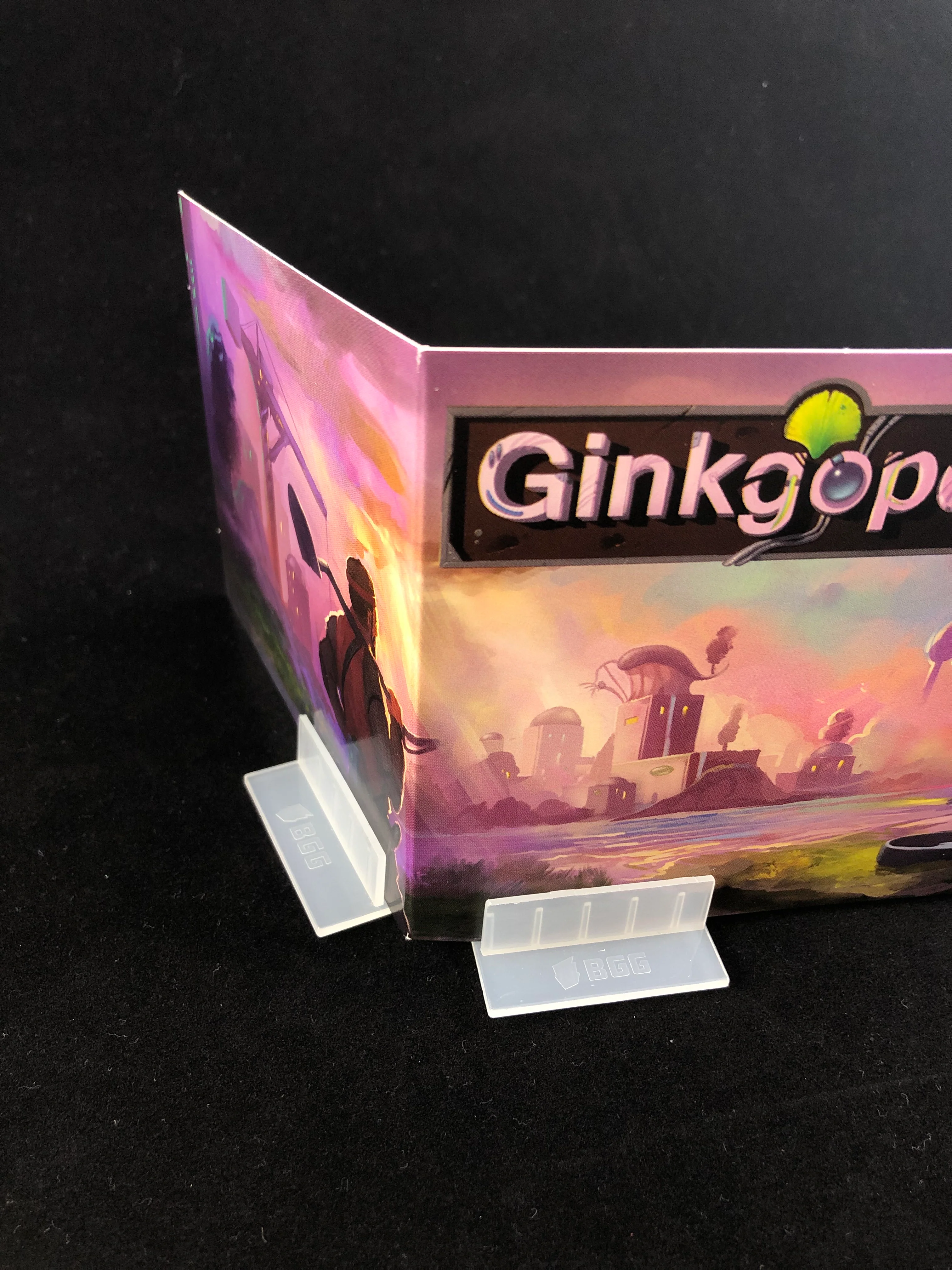 GeekUp: Shield Stands (pack of 4) - Image 2