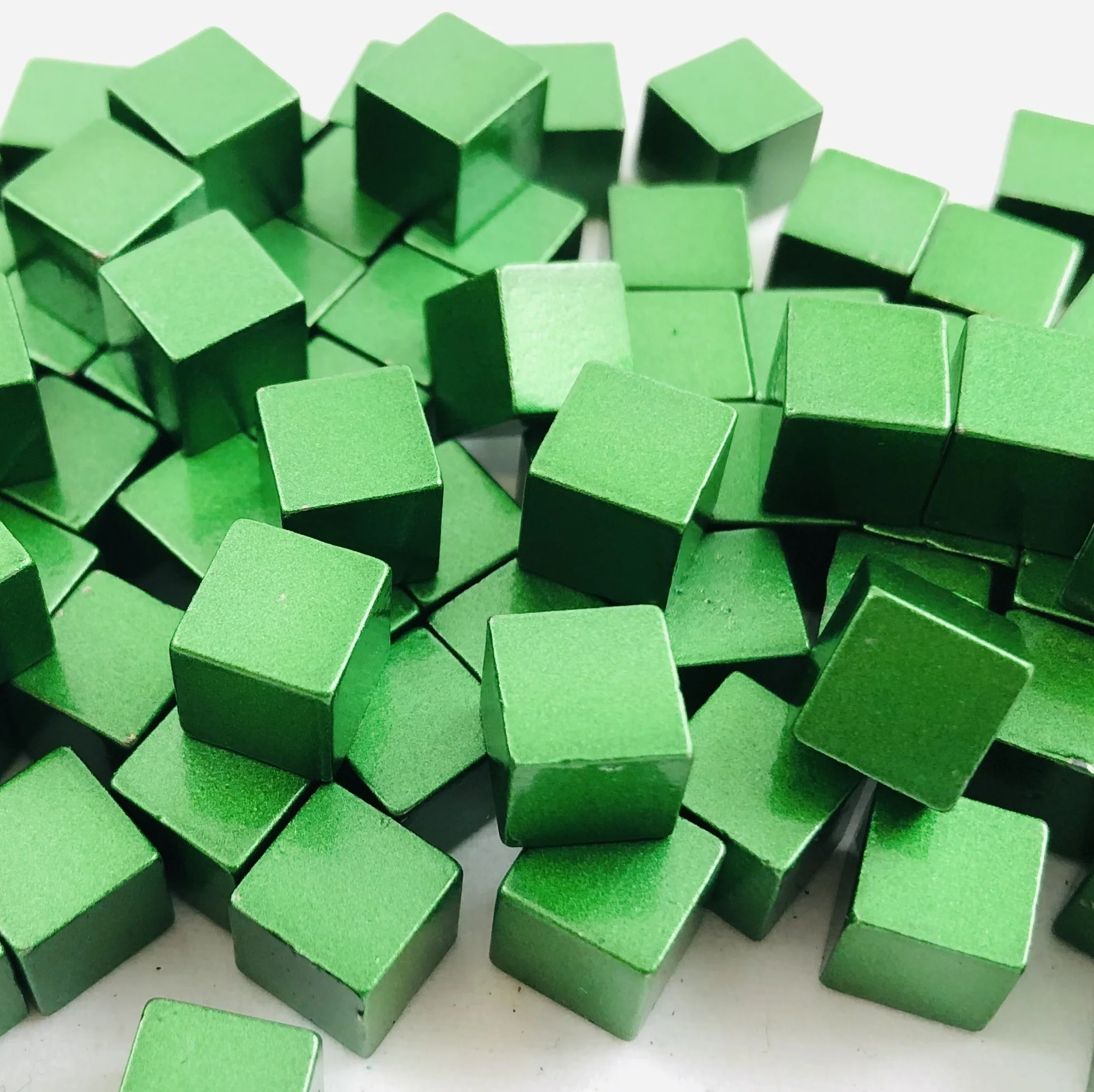Metal Cubes - 8 mm - Bag of 30 - Image 9