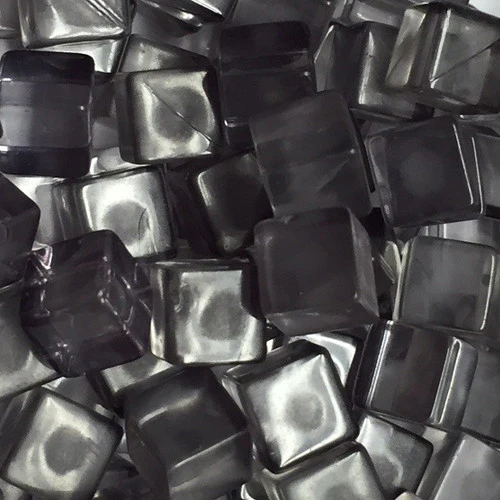 Translucent Plastic Cubes - 8 mm - Bag of 50 - Image 10