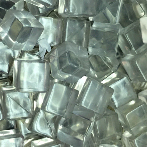 Translucent Plastic Cubes - 8 mm - Bag of 50 - Image 11